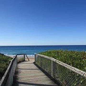 Beach Haven Executive Apartments Korora Exterior photo